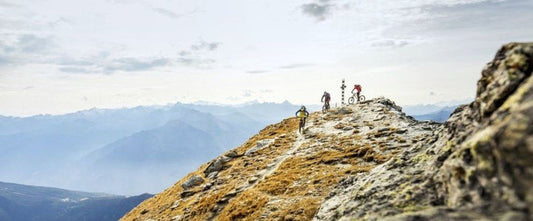 You can go mountain biking on these 3000 meter peaks!