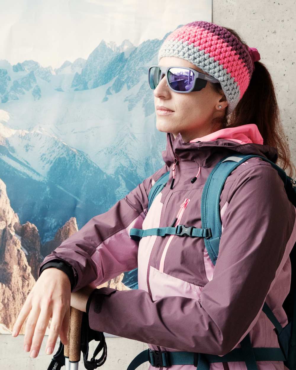 women hiking and trekking glasses model ALTAVIA with lateral light protection matt lavanda color